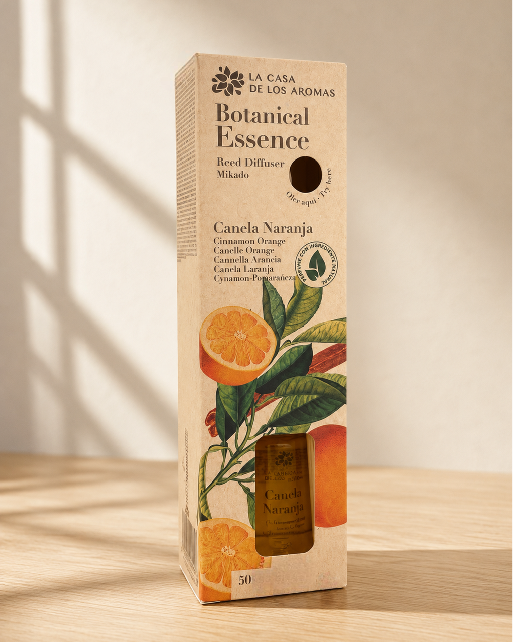 Difusor esencia Canela Naranja Terreta 50ml – vista lateral sobre madera